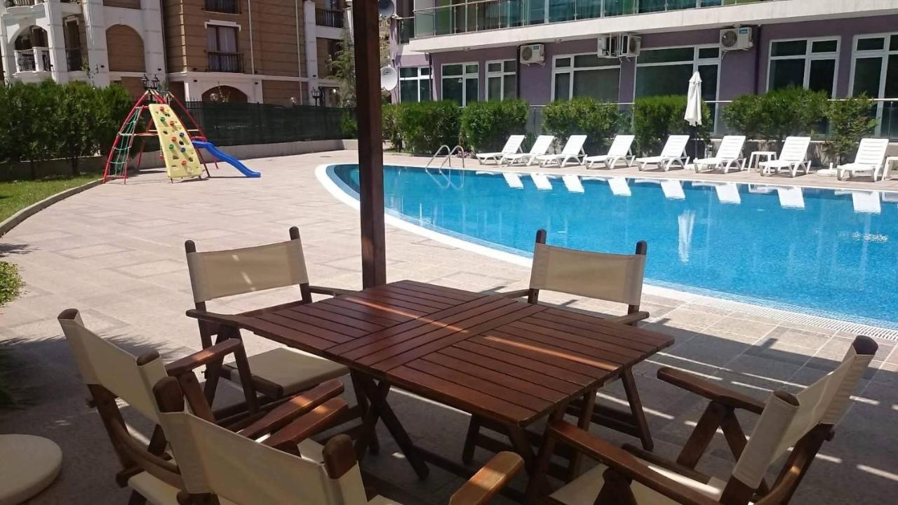 Family Apartments In Solmarin Sunny Beach Exterior foto